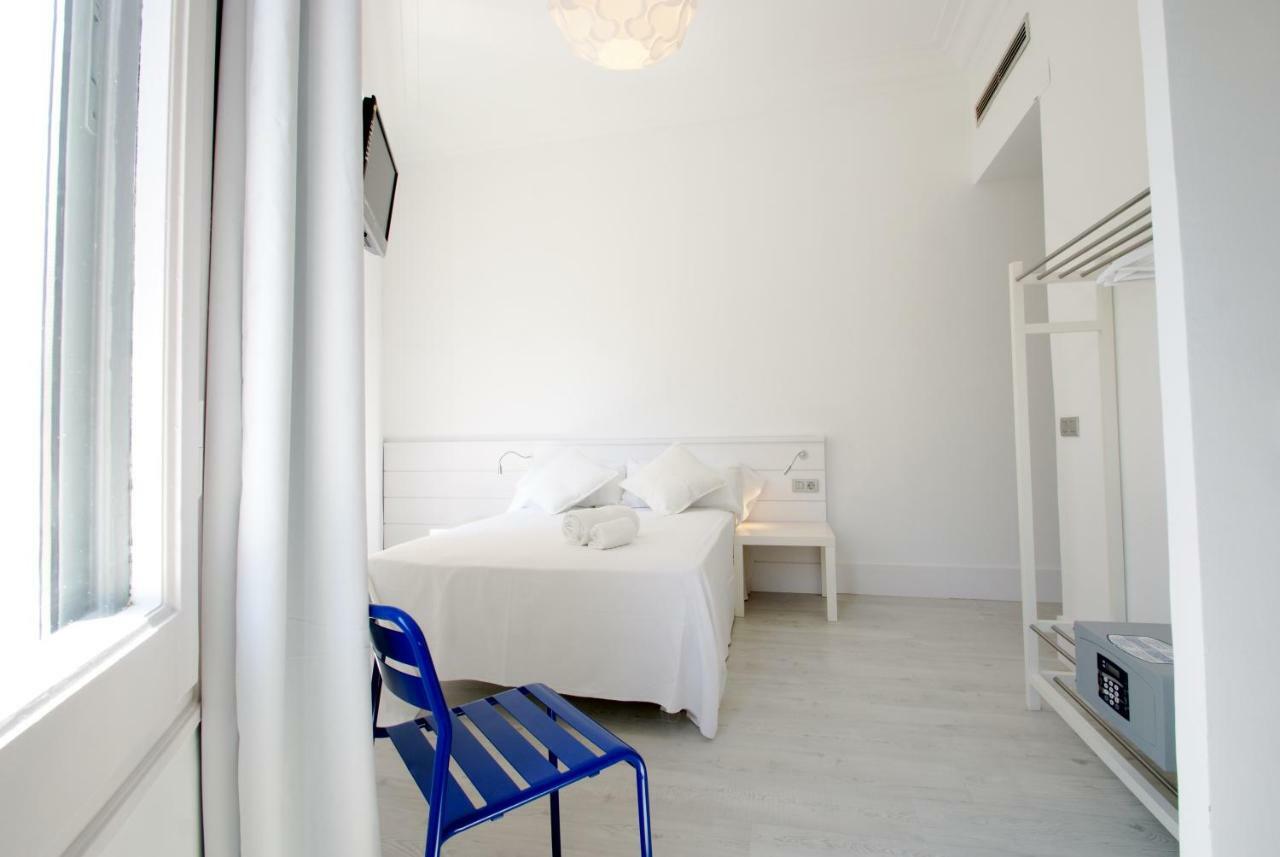 Express By Gaiarooms Guest house Barcelona
